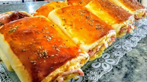 Joelho Caseiro Macio com Queijo e Orégano: Um Sabor Rústico que Acolhe