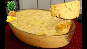 Delícia de Abacaxi Leve com Creme de Coco e Hortelã Um Sabor Tropical que Refresca