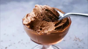 Mousse de Chocolate Aveludada com Café e Cacau Um Sabor Intenso que Seduz
